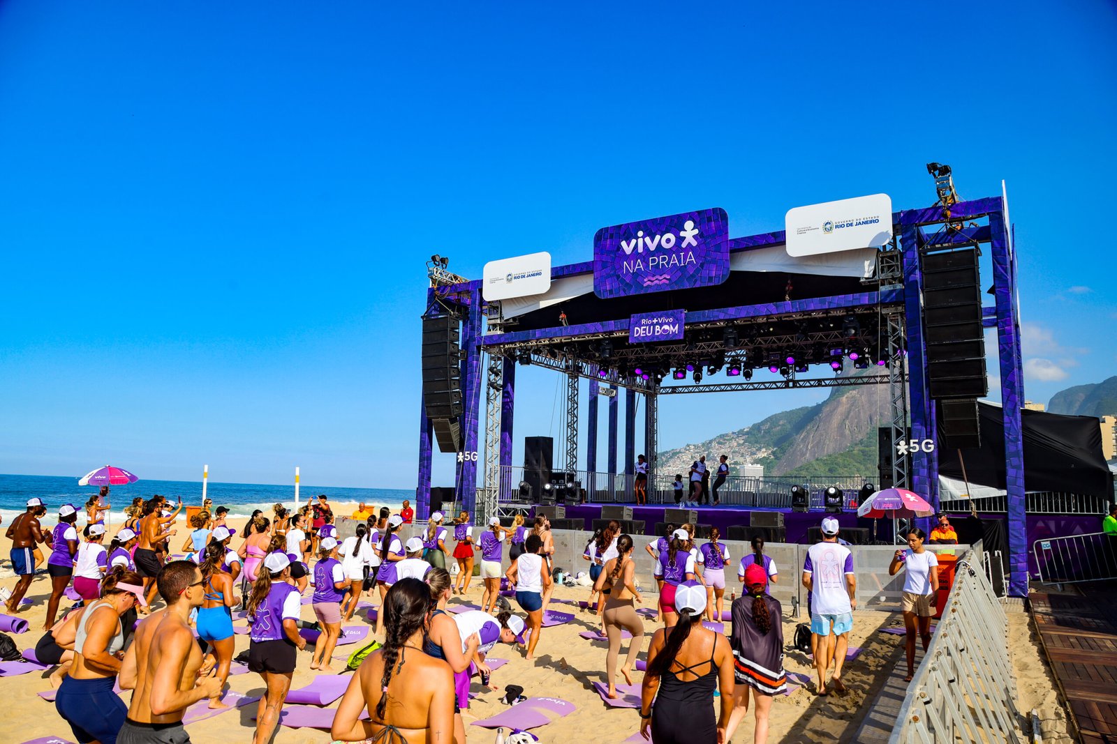 Cópia de VIVO-NA-PRAIA_31-05-2025_foto-Ricardo-Nunes_Contato-21-96974-7000-130