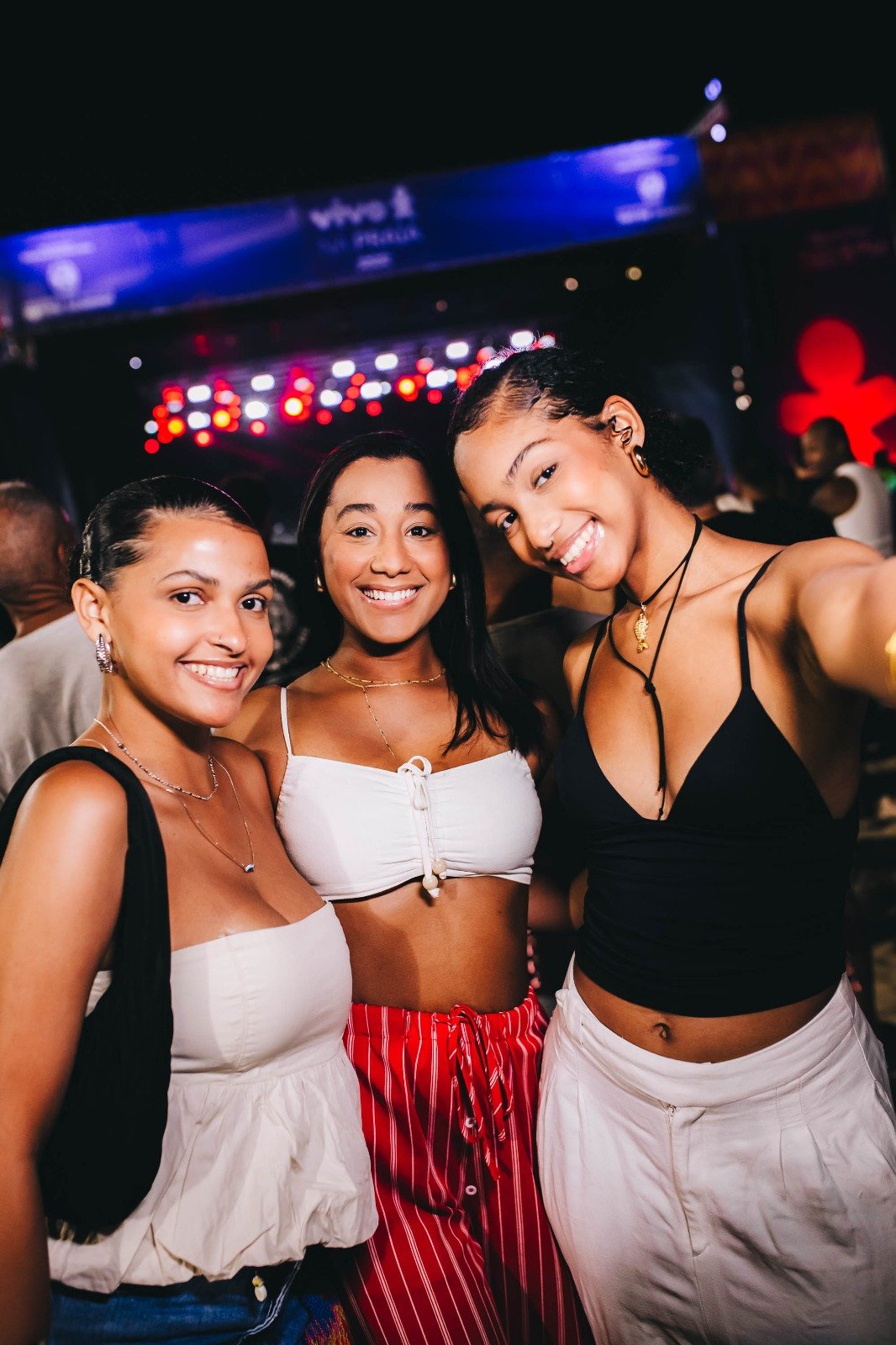 WhatsApp Image 2025-11-15 at 21.10.06 (2)