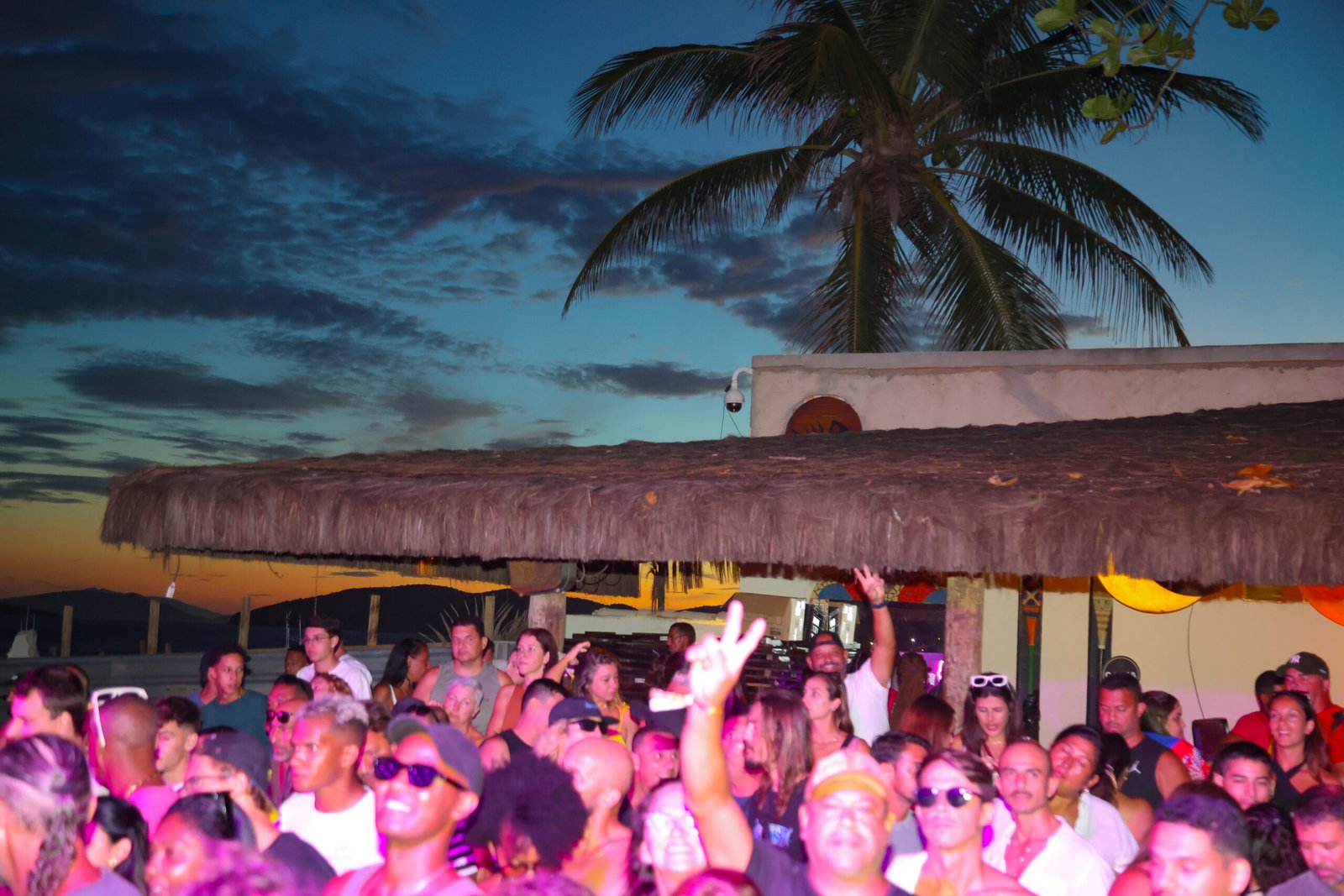 VIVO-NA-PRAIA-BUZIOS -1DI7-01-2026_foto-Ricardo-Nunes_contato-21-96974-7000-0015