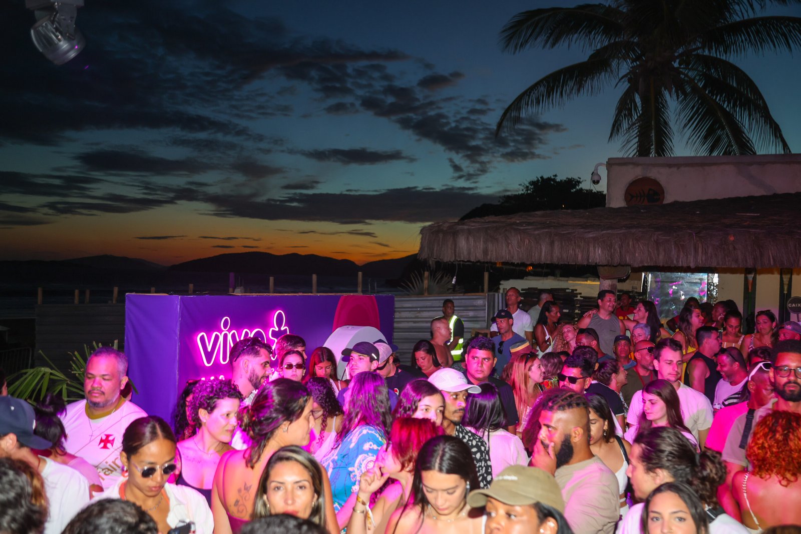 VIVO-NA-PRAIA-BUZIOS -1DI7-01-2026_foto-Ricardo-Nunes_contato-21-96974-7000-0028