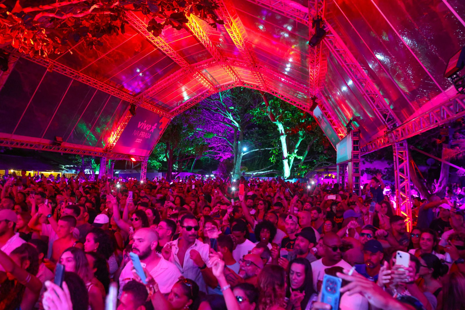 VIVO-NA-PRAIA-BUZIOS -1DI7-01-2026_foto-Ricardo-Nunes_contato-21-96974-7000-0074