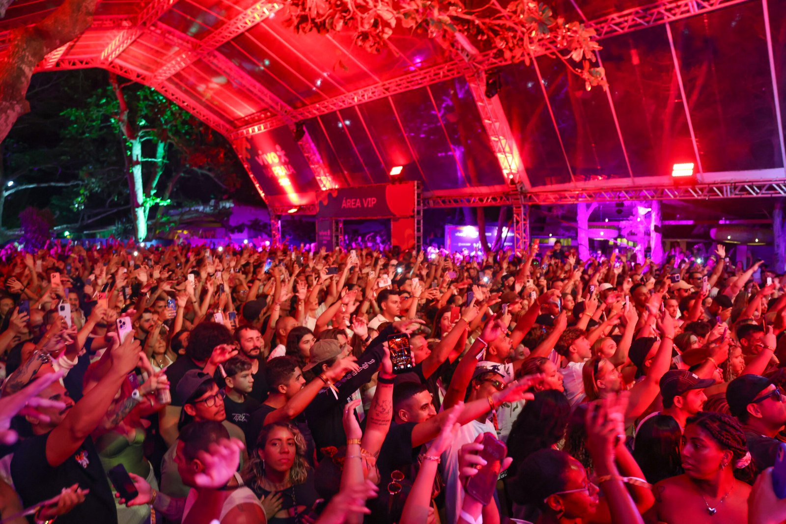 VIVO-NA-PRAIA-BUZIOS -1DI7-01-2026_foto-Ricardo-Nunes_contato-21-96974-7000-0078