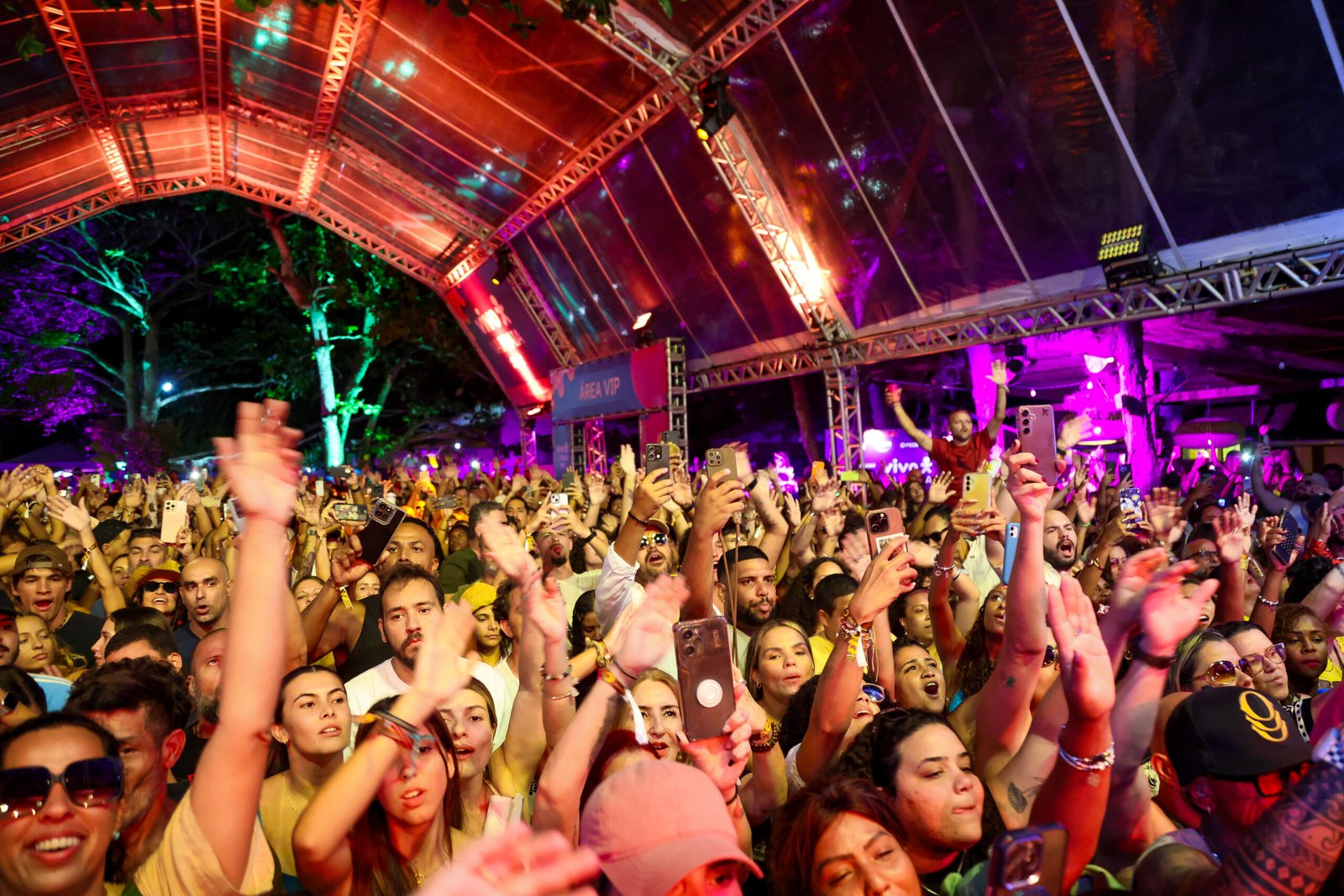 VIVO-NA-PRAIA-BUZIOS -1DI7-01-2026_foto-Ricardo-Nunes_contato-21-96974-7000-0166